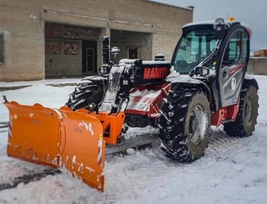 Le déneigement dans les Alpes c’est facile avec les machines de SudAlpes ! 